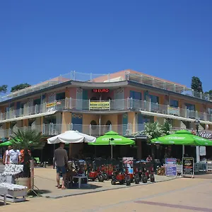 Largo Hotel